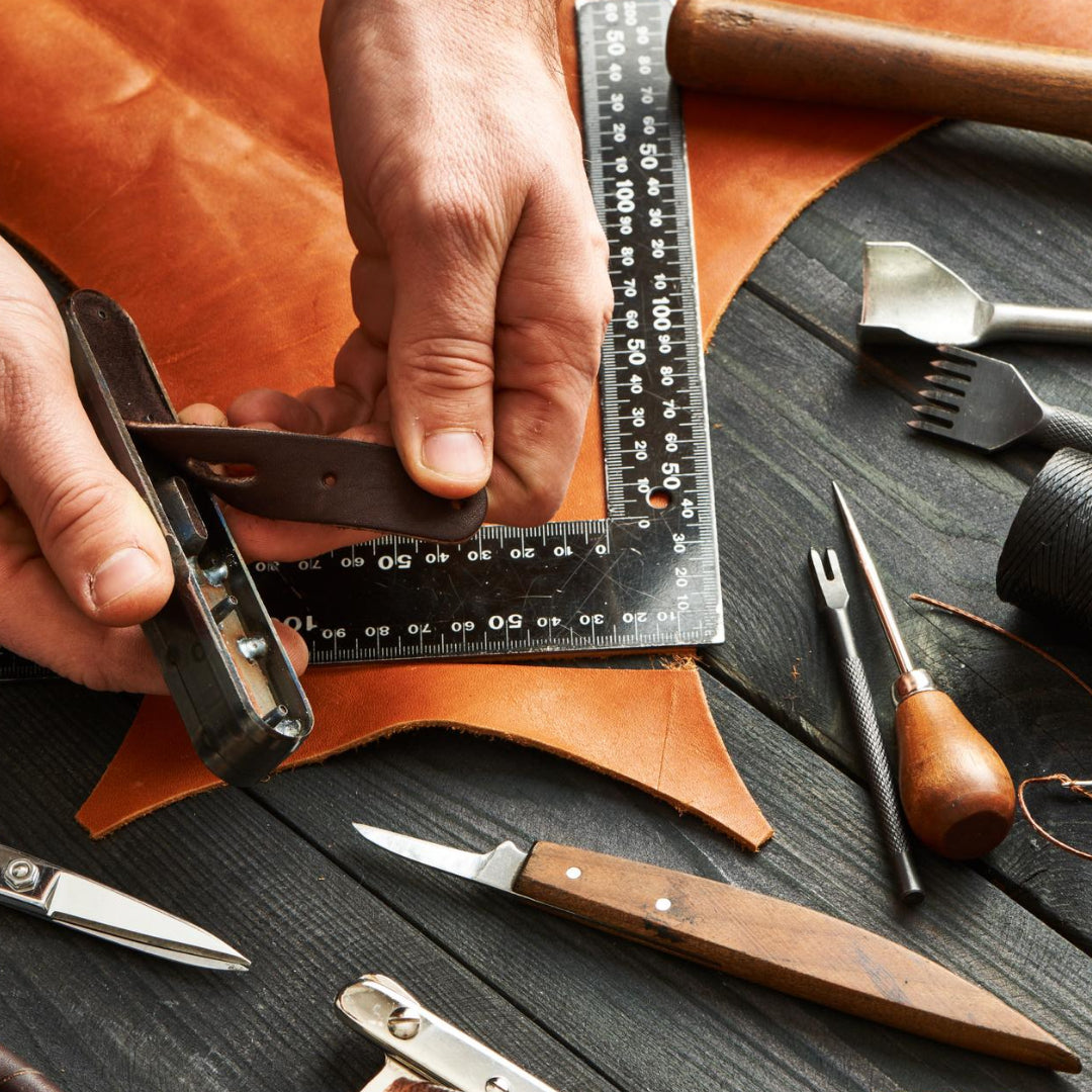 Wecandoo - Créez votre étui à couteau en cuir sur une journée