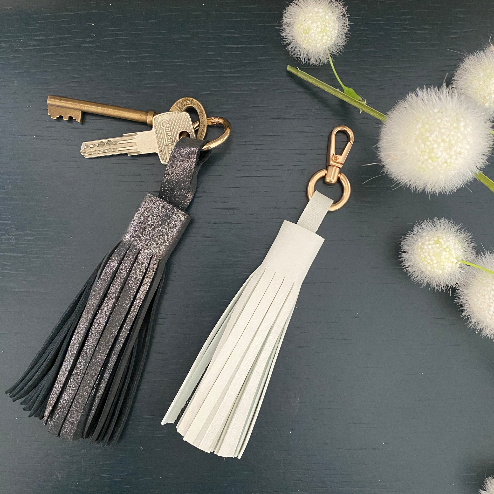 Atelier DIY porte clés pompon IPPYOO artisanat d'art à colombes