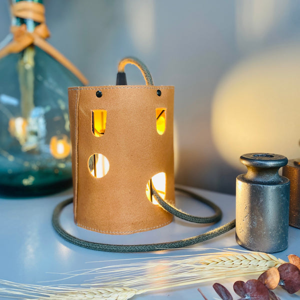 LAMPE N°10 • La baladeuse - Cuir naturel