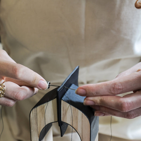 stage sellerie, artisanat, formation, cuir, colombes,