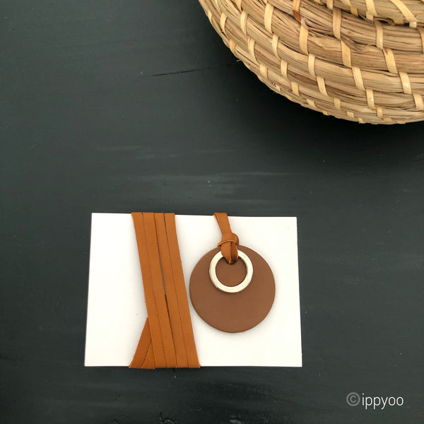 Collier