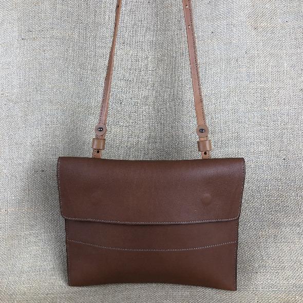 Ippyoo, Sac, Maroquinerie, Artisanat, Fait main, made in France, Mahaut, Pradelle, sur mesur