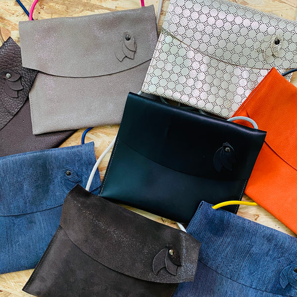 pochette mini case; ippyoo ; colombes; hautes de seine m; maroquiniere; carole pradelle; 